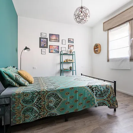 Holiday home Casa Olivia